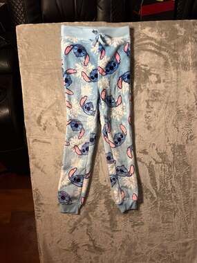 Disney Stitch Winter Snowflake Fleece Plush Pajama Jogger Pants Youth Size S(7-8